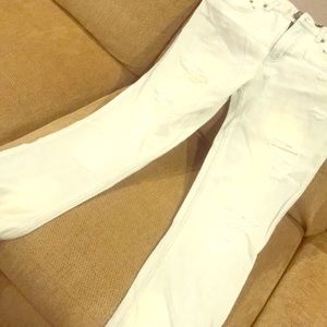 Men’s light denim jeans